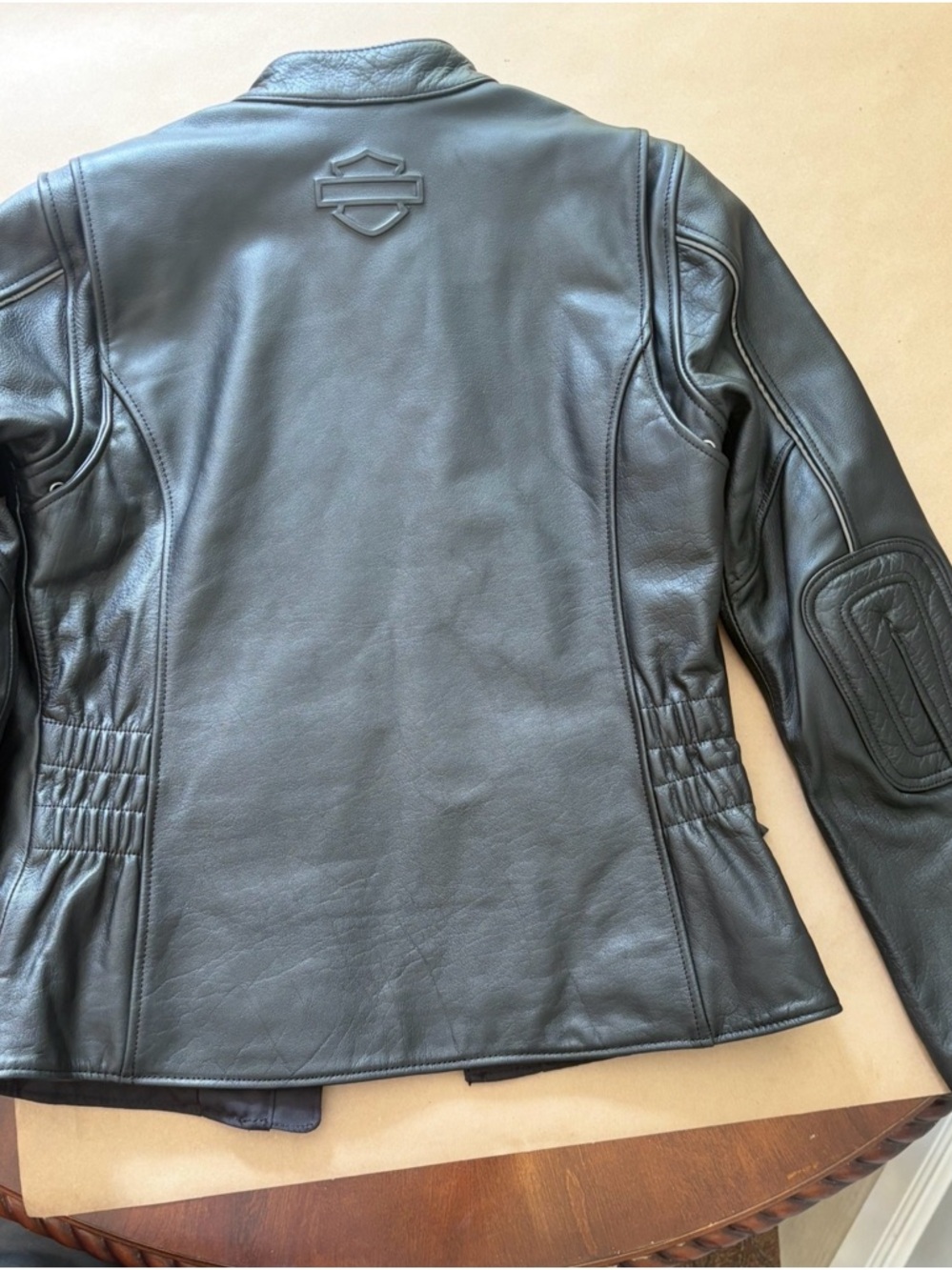 NEW Never Worn Harley-Davidson Black Women’s Leather Riding Jacket & Gloves - Picture 7 of 7
